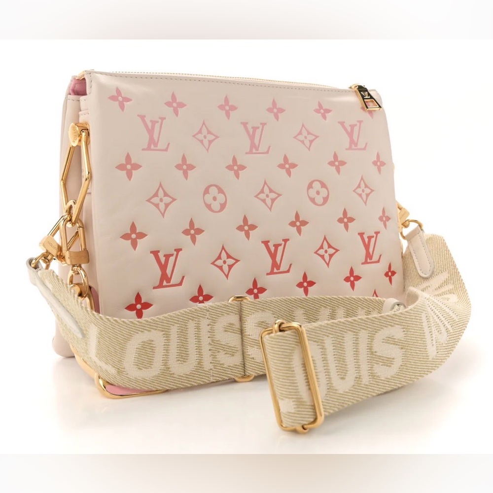 Louis Vuitton Limited Edition ombré Coussin MM 😍